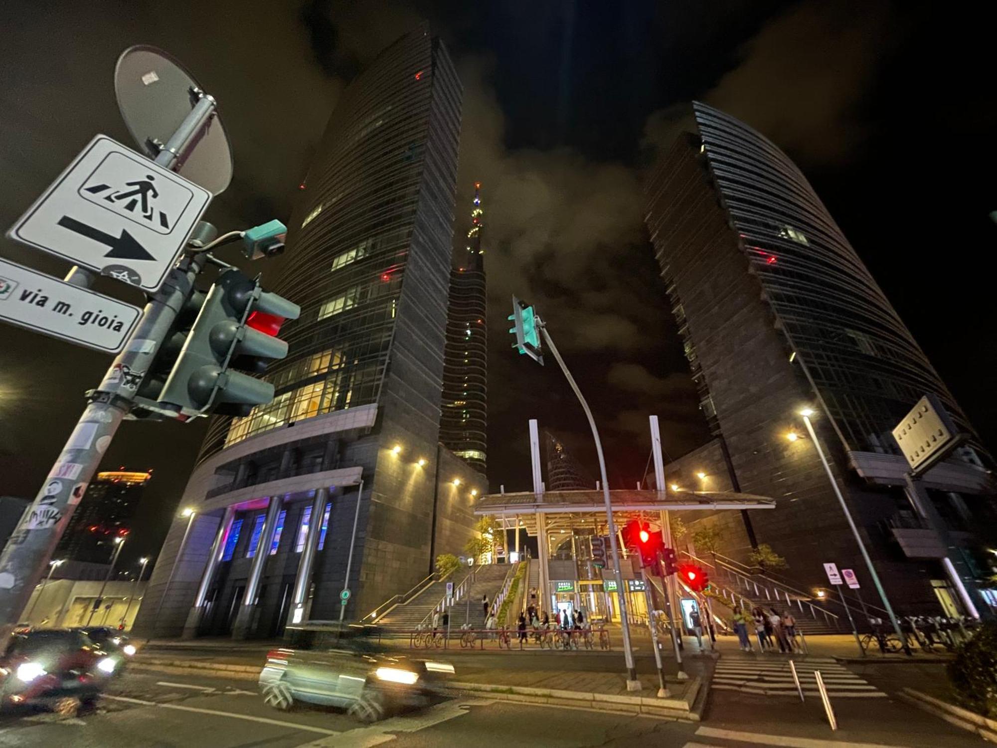 Mila By The Blue Twins Apartments Milano Luaran gambar